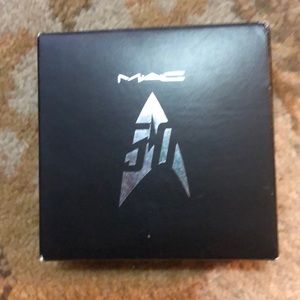 MAC Collector Star Trek Highlighter